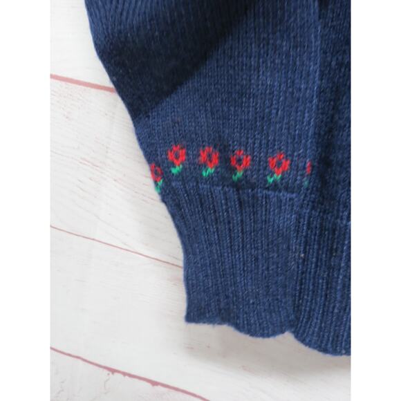 Vintage Currants by Jeri-Jo Button Floral Yoke Navy Blue Red Sweater Size Medium - Picture 3 of 5